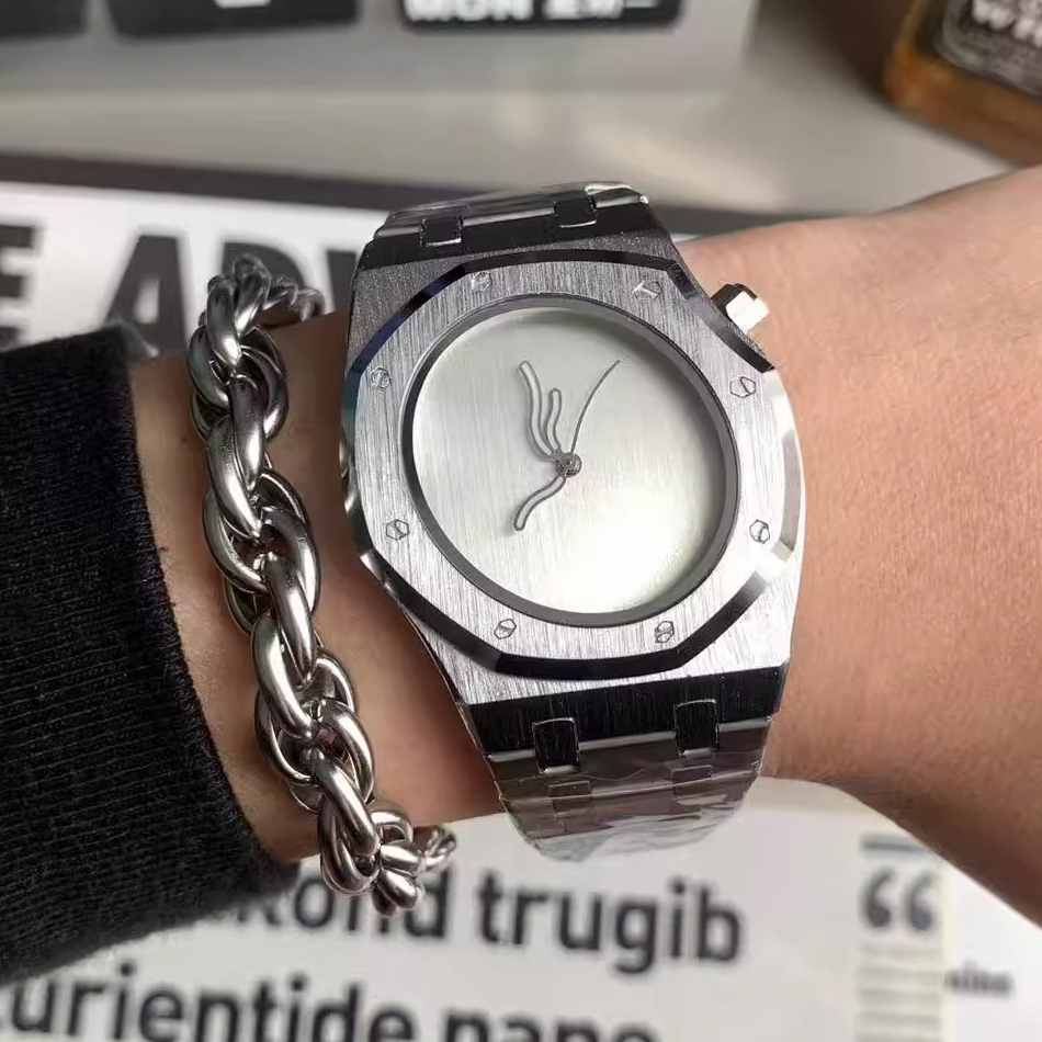 New Y2K-style Men’s Watch Twis - đánh giá và giá Smartwatch Instagram