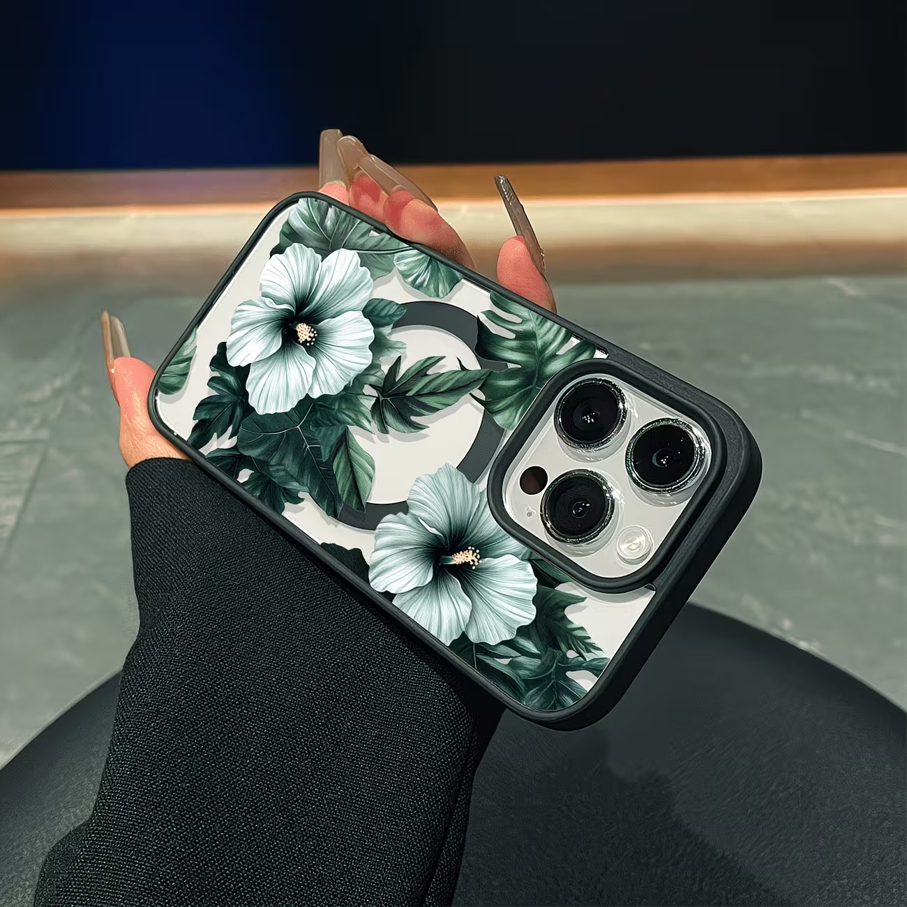 Green Floral Print Phone Case  - đánh giá và giá Apple Iphone 15 Pro Max